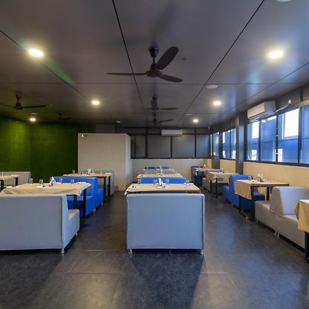 Hotel Green City Gandhinagar Esterno foto