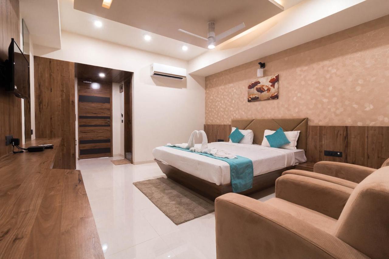Hotel Green City Gandhinagar Esterno foto