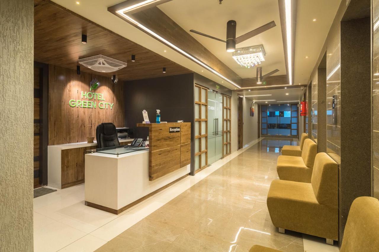 Hotel Green City Gandhinagar Esterno foto