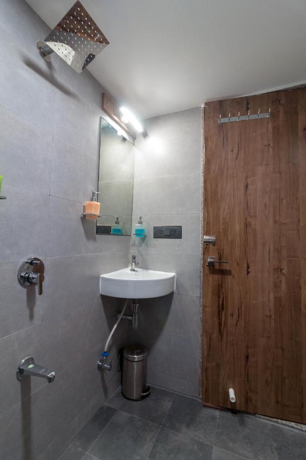 Hotel Green City Gandhinagar Esterno foto